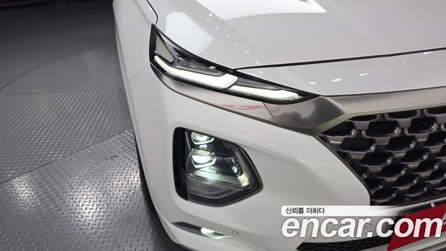 Hyundai Santafe 2019 — photo 8