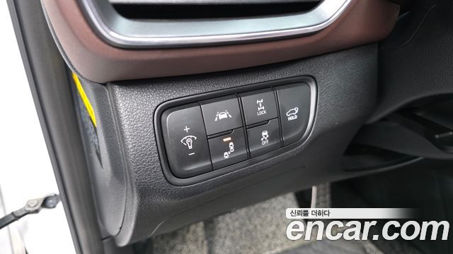 Hyundai Santafe 2019 — photo 28