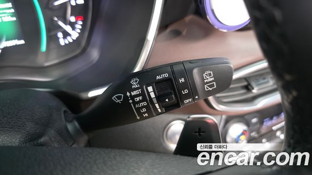 Hyundai Santafe 2019 — photo 30