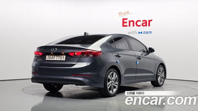 Hyundai AVANTE 2018 — photo 2