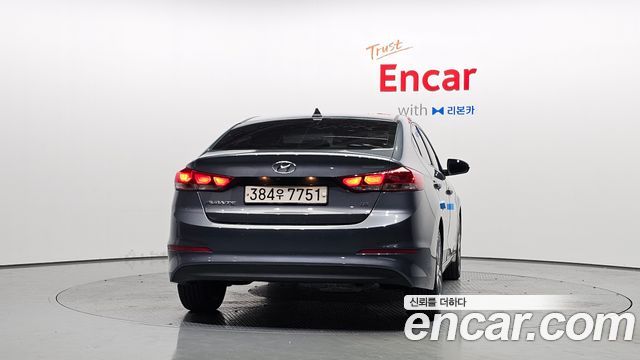 Hyundai AVANTE 2018 — photo 4