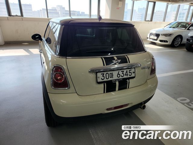 Mini Cooper 2012 — photo 4