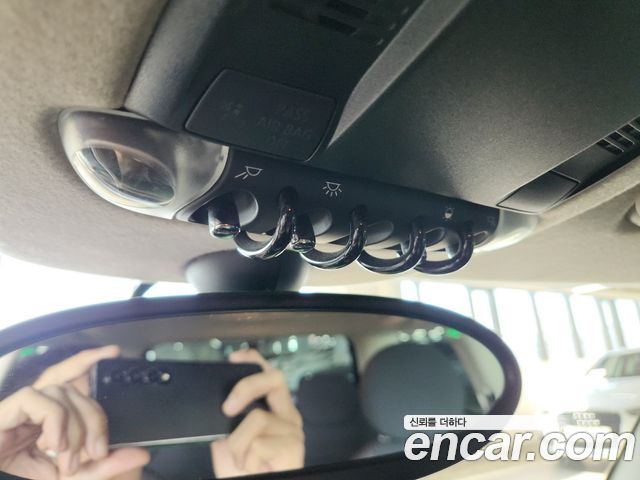 Mini Cooper 2012 — photo 16