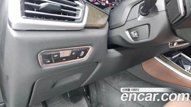 BMW X5 2022 — photo 25