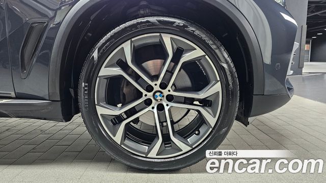 BMW X5 2022 — photo 7
