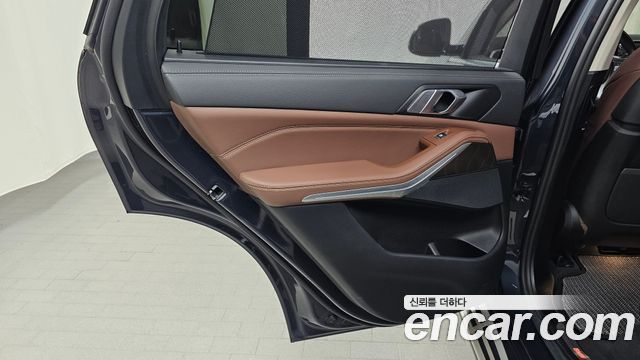BMW X5 2022 — photo 15