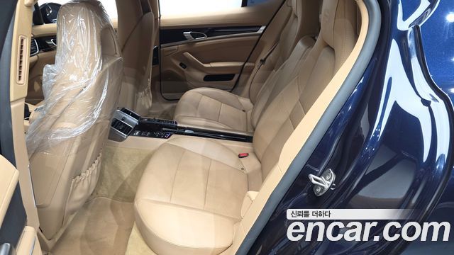 Porsche Panamera 2016 — photo 17