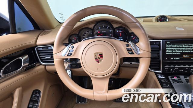 Porsche Panamera 2016 — photo 19