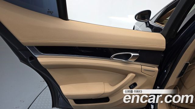 Porsche Panamera 2016 — photo 15