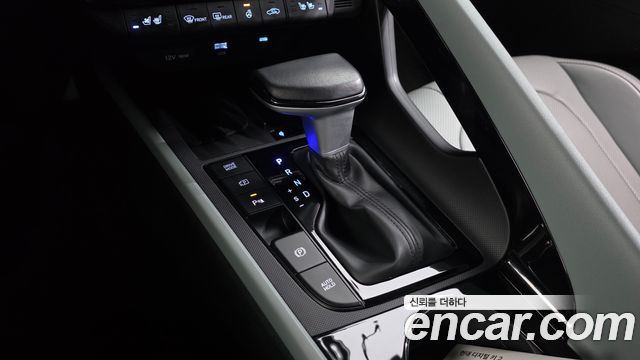 Hyundai AVANTE 2024 — photo 12