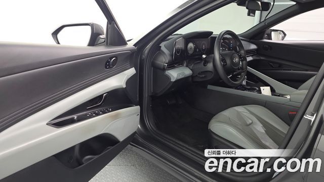 Hyundai AVANTE 2024 — photo 13