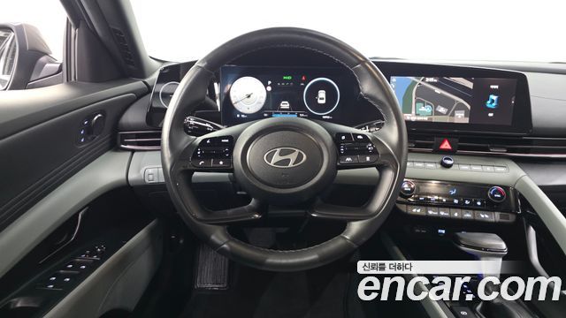 Hyundai AVANTE 2024 — photo 18