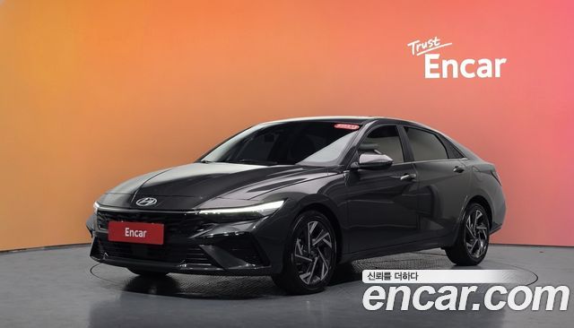 Hyundai AVANTE 2024 — photo 1