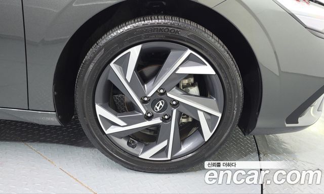 Hyundai AVANTE 2024 — photo 7