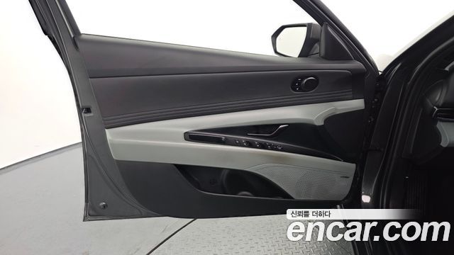 Hyundai AVANTE 2024 — photo 14