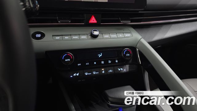 Hyundai AVANTE 2024 — photo 27