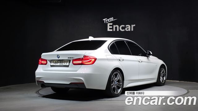 BMW 3-Series 2017 — photo 2