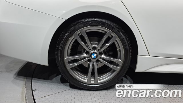 BMW 3-Series 2017 — photo 5