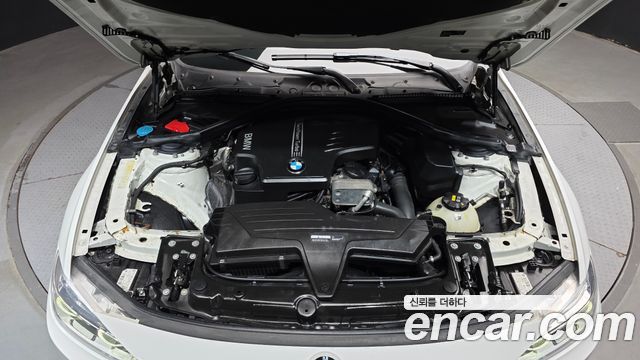 BMW 3-Series 2017 — photo 6