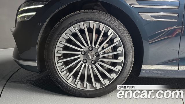 Genesis G80 2022 — photo 5