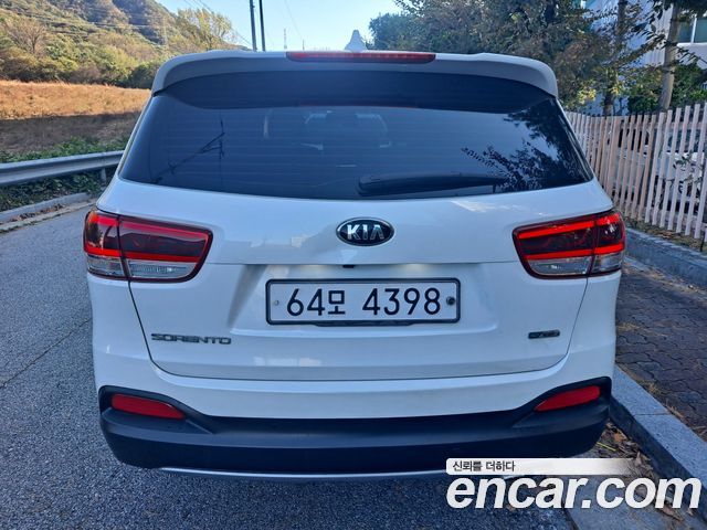 Kia Sorento 2017 — photo 4