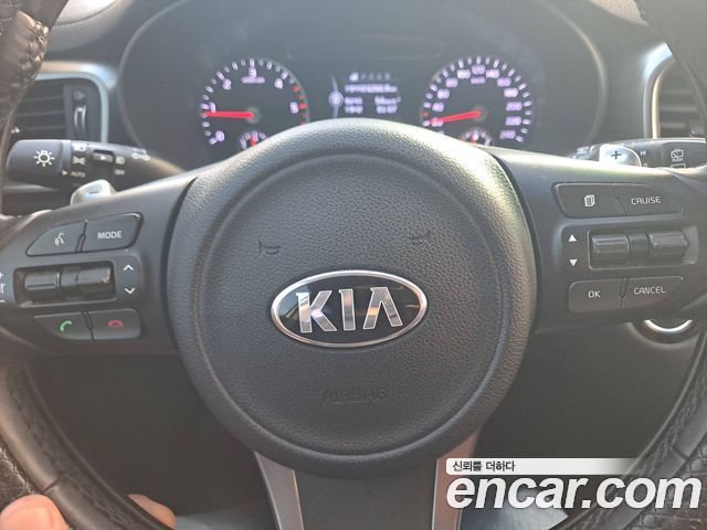 Kia Sorento 2017 — photo 11