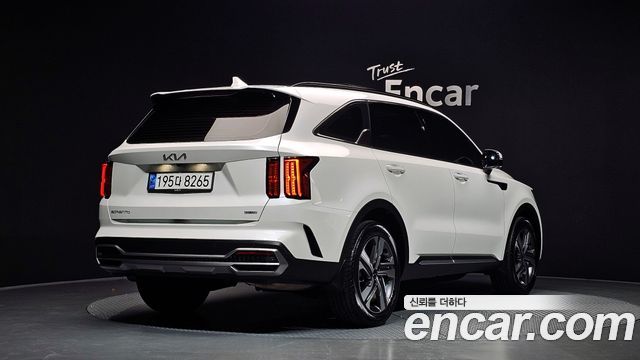 Kia Sorento 2023 — photo 2