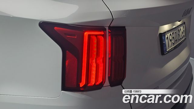 Kia Sorento 2023 — photo 9