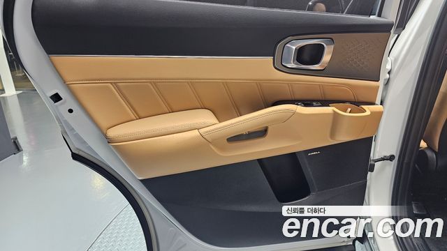 Kia Sorento 2023 — photo 15