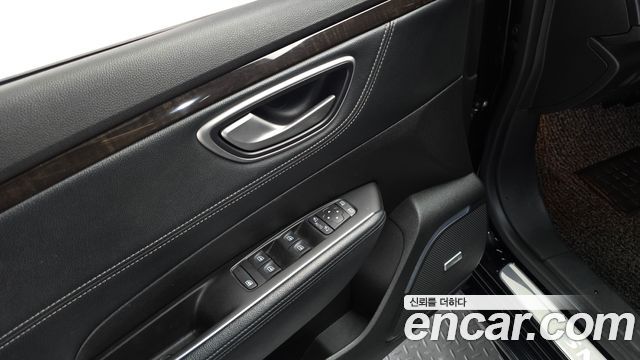 Renault Korea SM6 2016 — photo 18