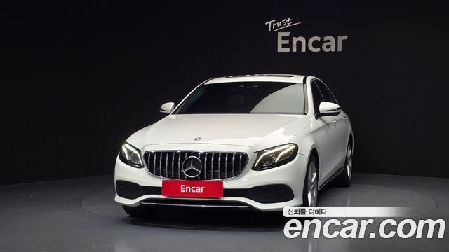 Mercedes-Benz E-Class 2017 — photo 3