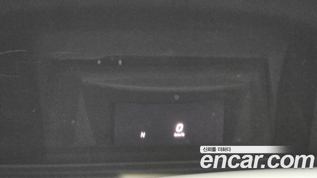 Mercedes-Benz E-Class 2017 — photo 15