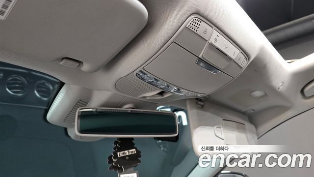 Mercedes-Benz E-Class 2017 — photo 18