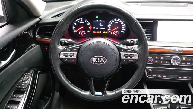 Kia K7 2016 — photo 19