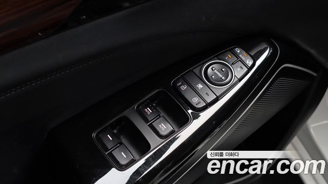 Kia K7 2016 — photo 29