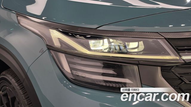 Kia Seltos 2024 — photo 8