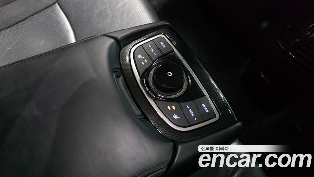 Hyundai Grandeur 2015 — photo 24