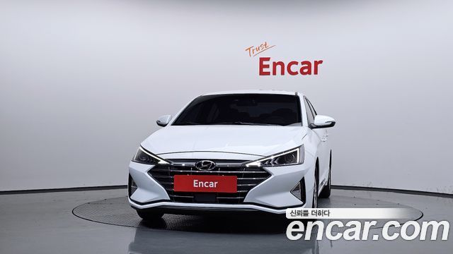 Hyundai AVANTE 2020 — photo 3
