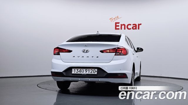 Hyundai AVANTE 2020 — photo 4
