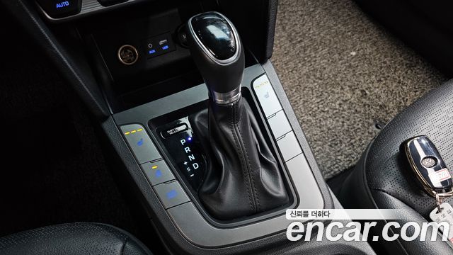 Hyundai AVANTE 2020 — photo 9