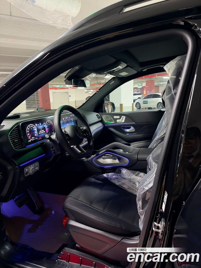 Mercedes-Benz GLS-Class 2026 — photo 11
