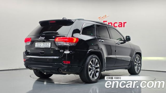 Jeep Cherokee 2018 — photo 2