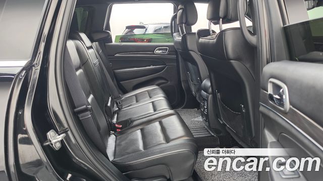 Jeep Cherokee 2018 — photo 17