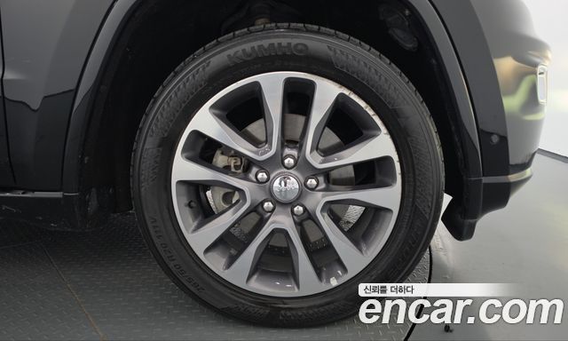 Jeep Cherokee 2018 — photo 7