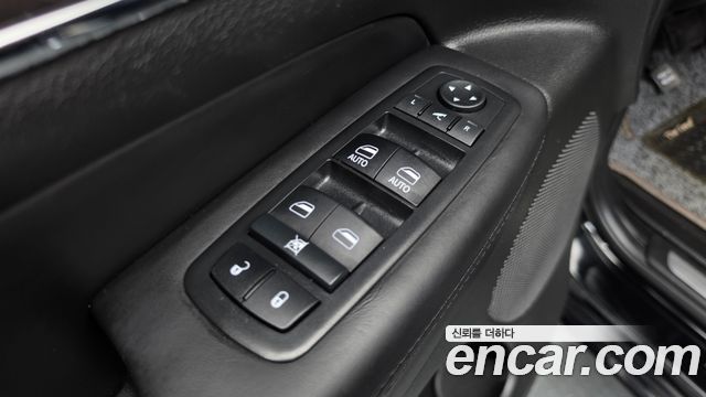 Jeep Cherokee 2018 — photo 27