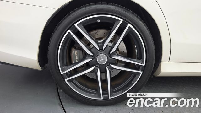 Mercedes-Benz E-Class 2018 — photo 5