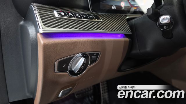 Mercedes-Benz E-Class 2018 — photo 27