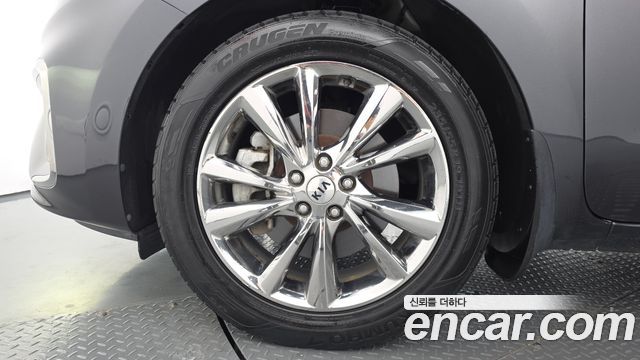 Kia Canival 2019 — photo 5