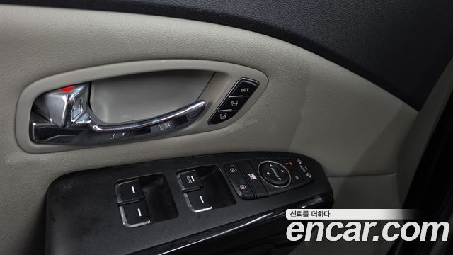 Kia Canival 2019 — photo 29