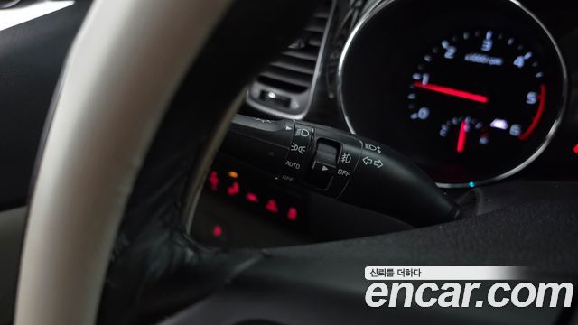 Kia Canival 2019 — photo 30